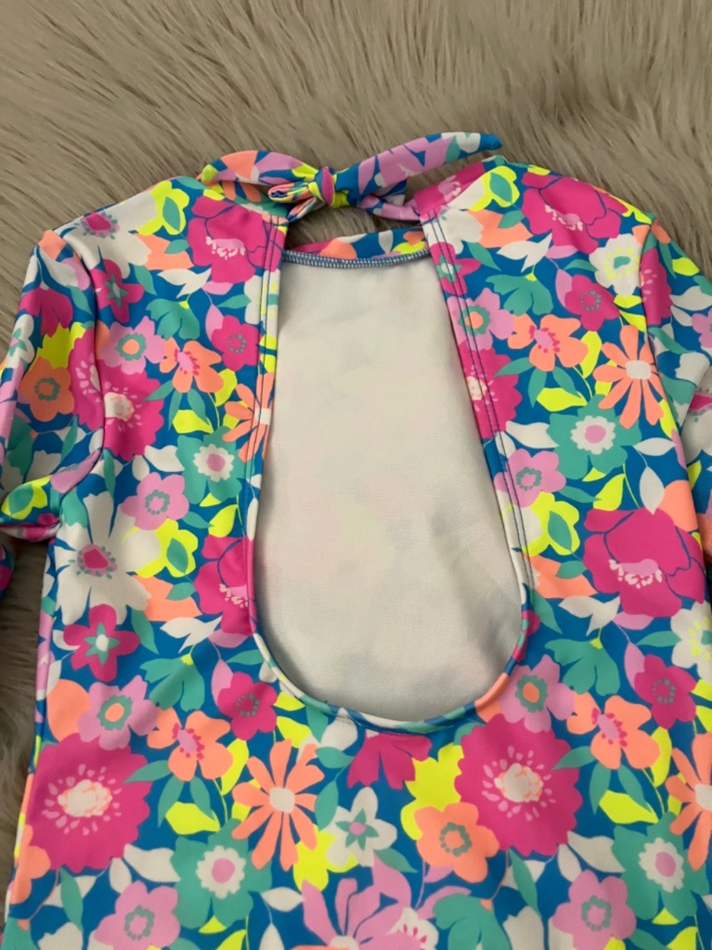 NEW - CAT & JACK Girls' Floral Printed Long Sleeve One Piece Rash Guard | XS 4-5 - Picture 9 of 12